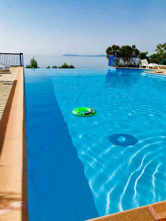 Mazet « Domaine De La Pinede » Apartman Le Lavandou Kültér fotó